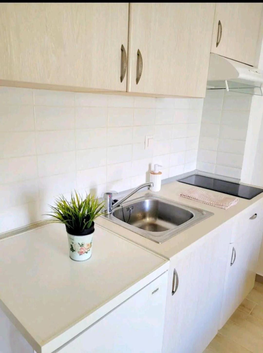 פלורינה Center River Apartment מראה חיצוני תמונה
